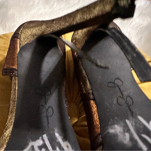 Metallic Heels - Picture 6 of 8